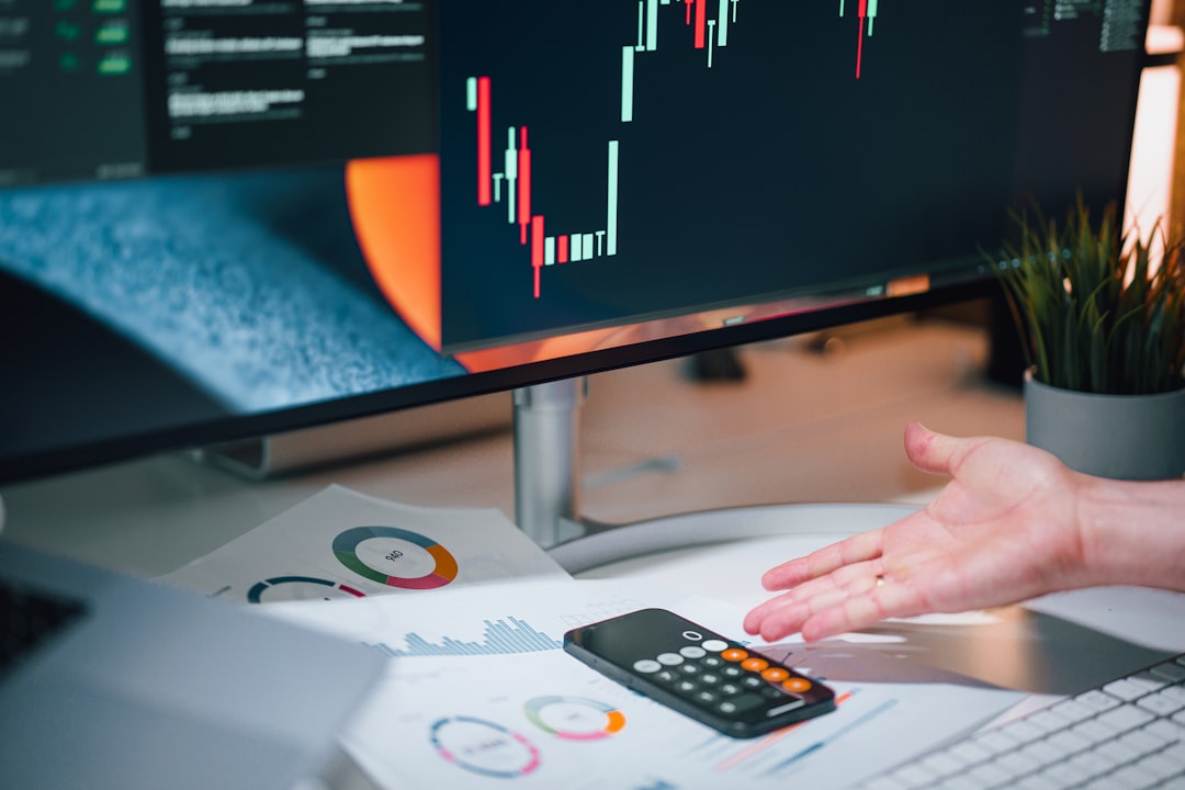 可视化报表软件助力华南企业实现数据驱动决策的实践方案